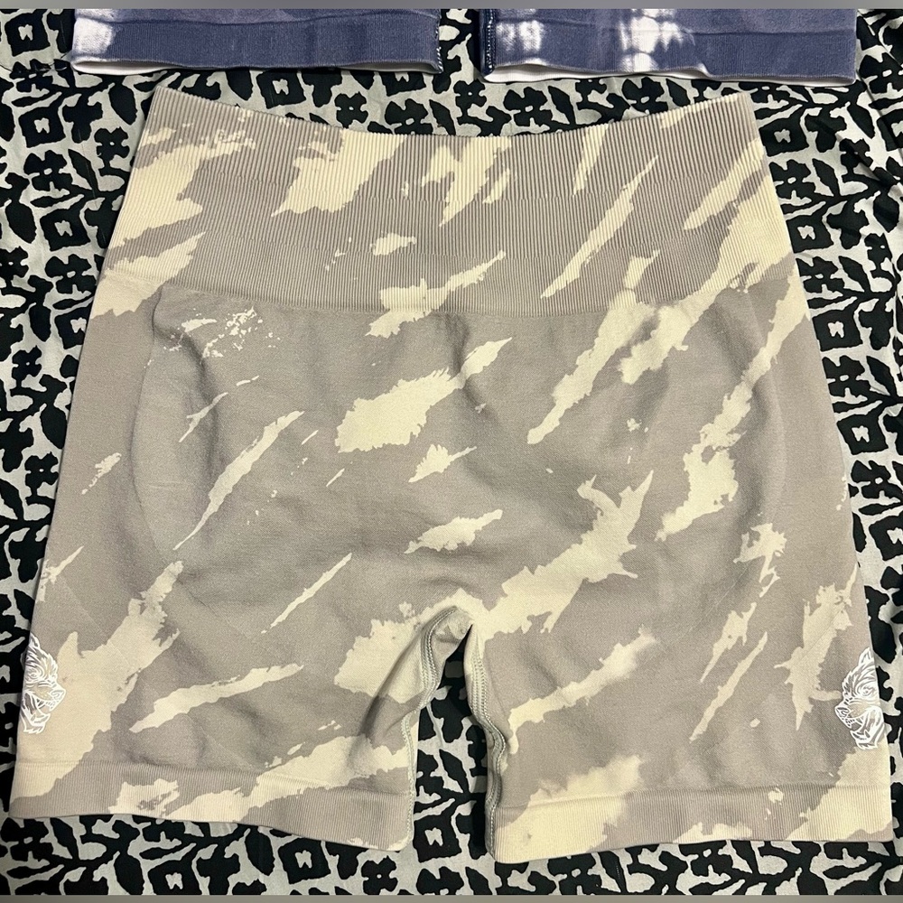 Darc Sport everson seamless shorts in native camo